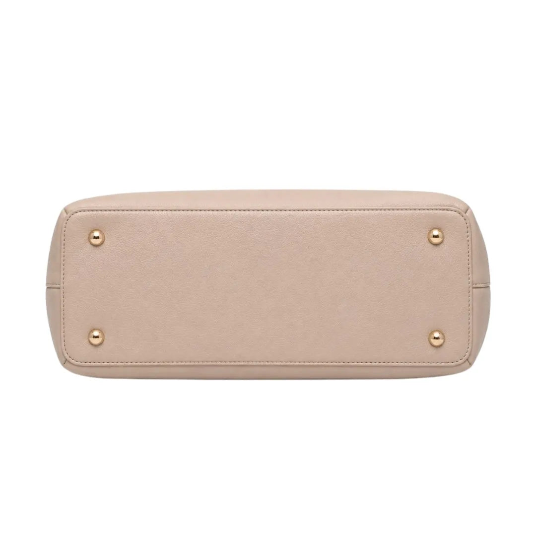 Elegant Beige Leather Tote Handbag with Shoulder Strap