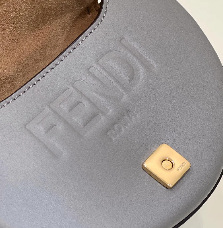 Ladies Goyard shoulder bags with a detachable key fob for easy key managementWF -  Fendi Bag - 149