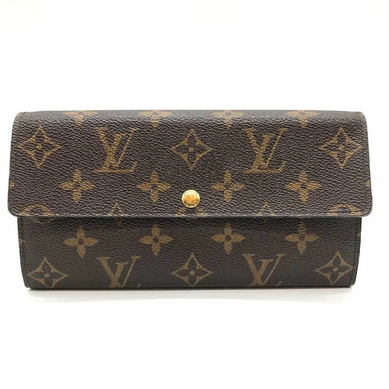 Louis Vuitton crossbody bags with a printed floral pattern for femininityLOUIS VUITTON Sarah Wallet