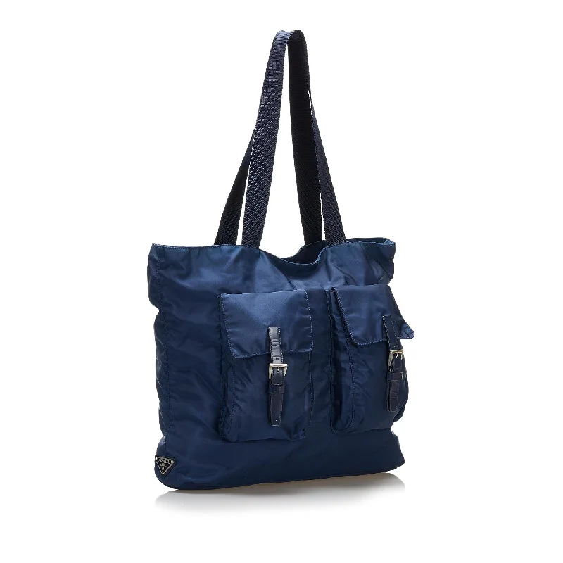 Prada bags with a zippered interior pocket for separating itemsPrada Nylon Tote (SHG-36639)