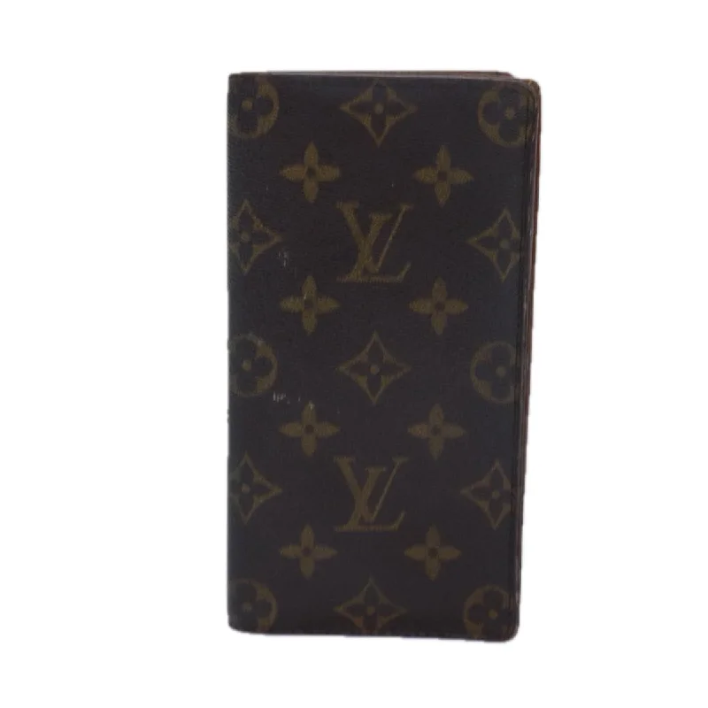 Louis Vuitton bags with a magnetic snap closure for easy accessLOUIS VUITTON Porte Carte Credit Wallet