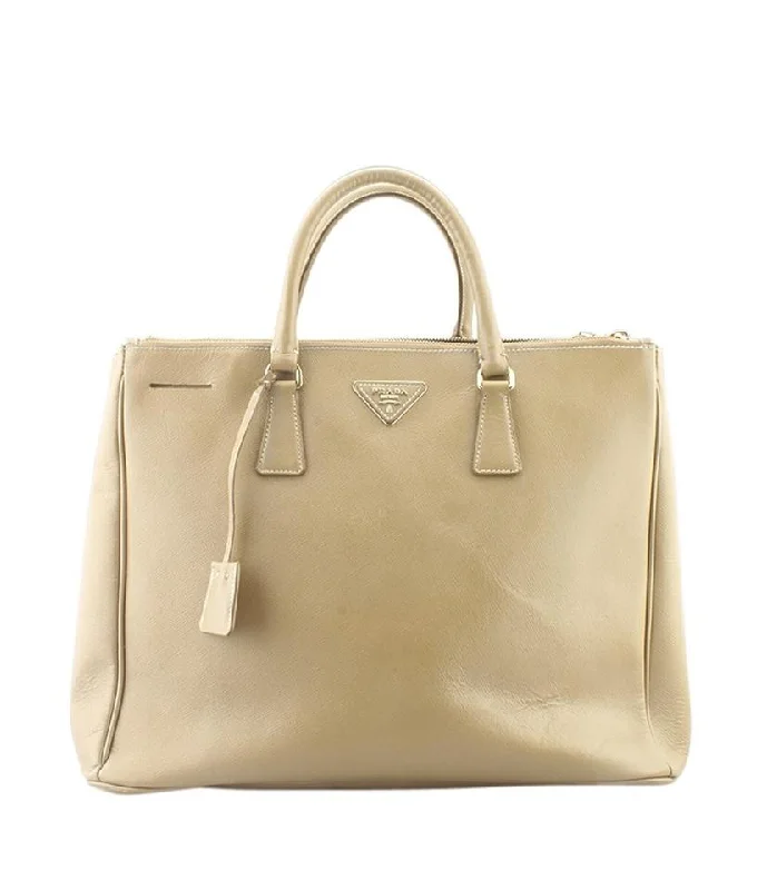 Ladies Prada shoulder bags with a tassel - adorned zipper for added charmPrada Lux Saffiano Brown Leather Tote