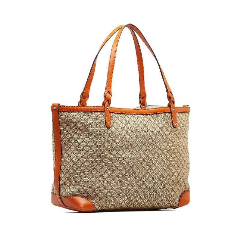 Gucci tote bags for women with a spacious interiorGucci tote bags for women with a spacious interiorTan Gucci Diamante Craft Tote