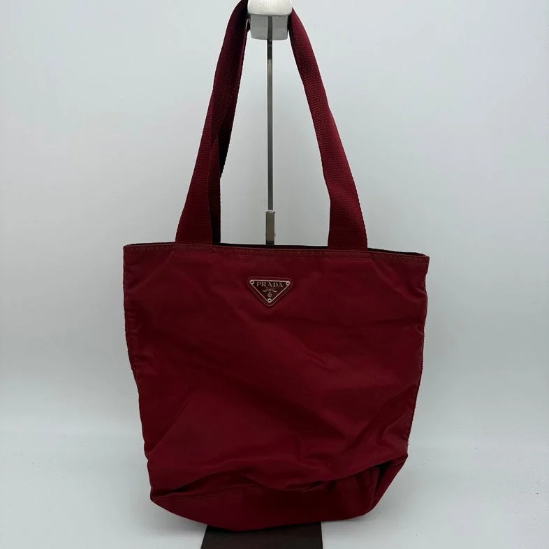 Ladies Prada Galleria bags with gold - toned hardware for a luxurious touchPrada Burgundy Nylon Tote Large