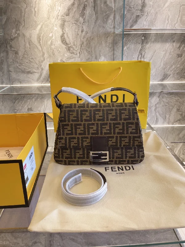 Goyard bags with a voice - activated pocket opener for a high - tech convenienceEN   Designer bags by Fendi 201