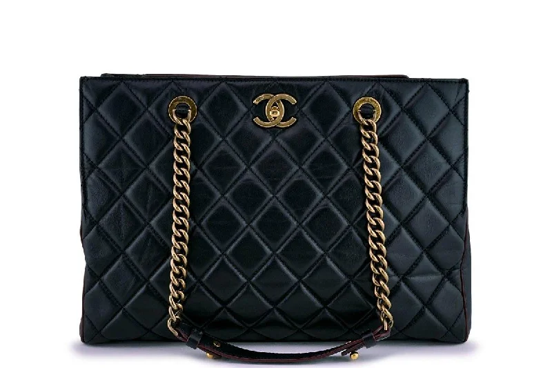 Chanel bags as wedding day accessoriesChanel Black Classic Quilted Perfect Edge Shopper Tote Bag