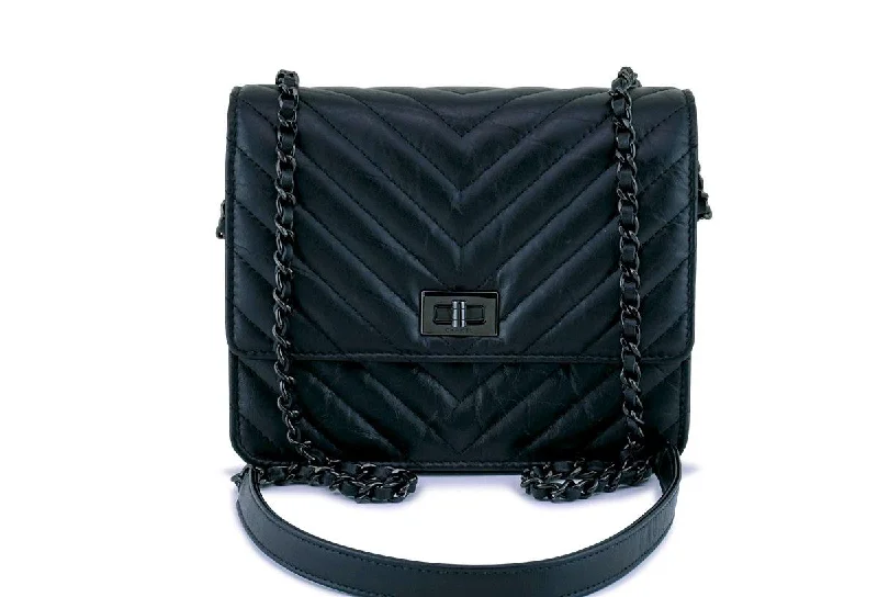 Chanel Medium Tote Bag for Office LadiesNew 17K Chanel So Black Chevron Reissue Square WOC Wallet Chain Flap Bag