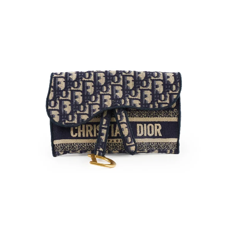 Stylish Christian Dior shoulder bags with a tassel - adorned zipperDior Oblique Belt Bag