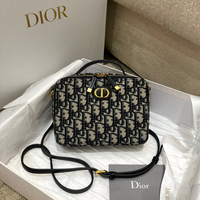 Christian Dior Saddle bags with a studded trim for a bold lookChristian Dior  Bags - 3868