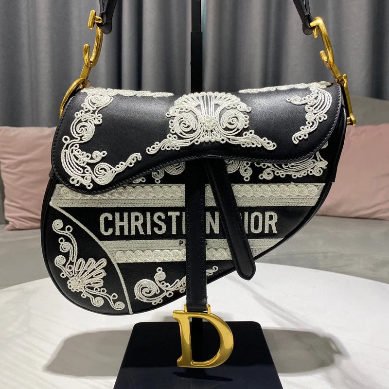 Christian Dior tote bags with a printed Dior logo on the frontChristian Dior  Bags - 3955