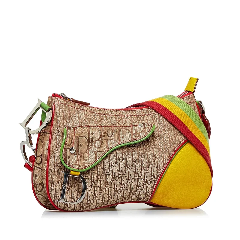 Contemporary Christian Dior handbags with a unique shapeDior Diorissimo Rasta Saddle Messenger (SHG-Dod2jD)