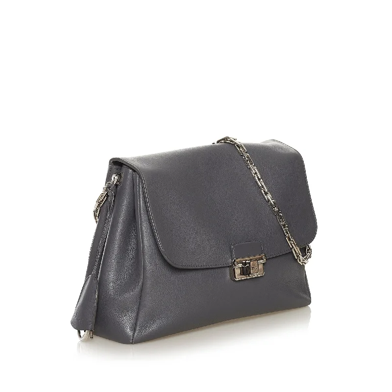 Christian Dior handbags with a back - pocket for quick storageDior Diorling Leather Shoulder Bag (SHG-34823)