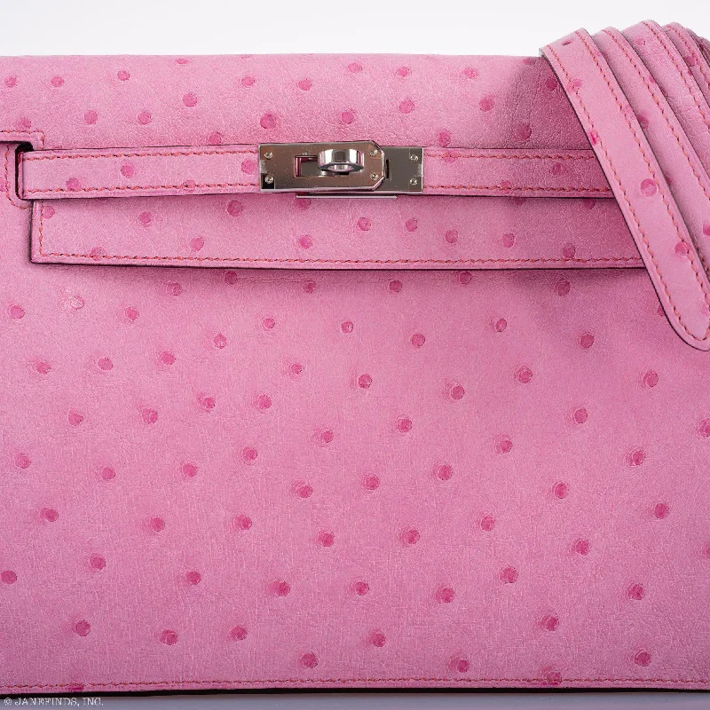 Hermès Kelly Bags with a contrast - colored interior liningHermès Kelly Danse II 5P Bubblegum Pink Ostrich Palladium Hardware