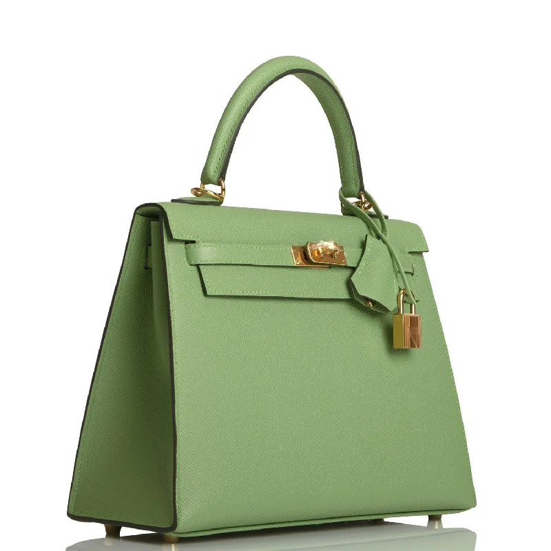 Hermès Kelly Bags with a two - tone leather design for visual interestHermes Kelly Sellier 25 Vert Criquet Epsom Gold Hardware