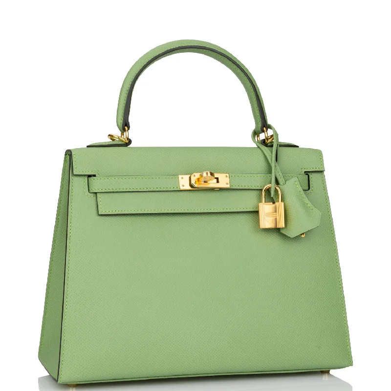 Hermès Kelly Bags with a snap - fastened front pocket for convenienceHermes Kelly Sellier 25 Vert Criquet Epsom Gold Hardware