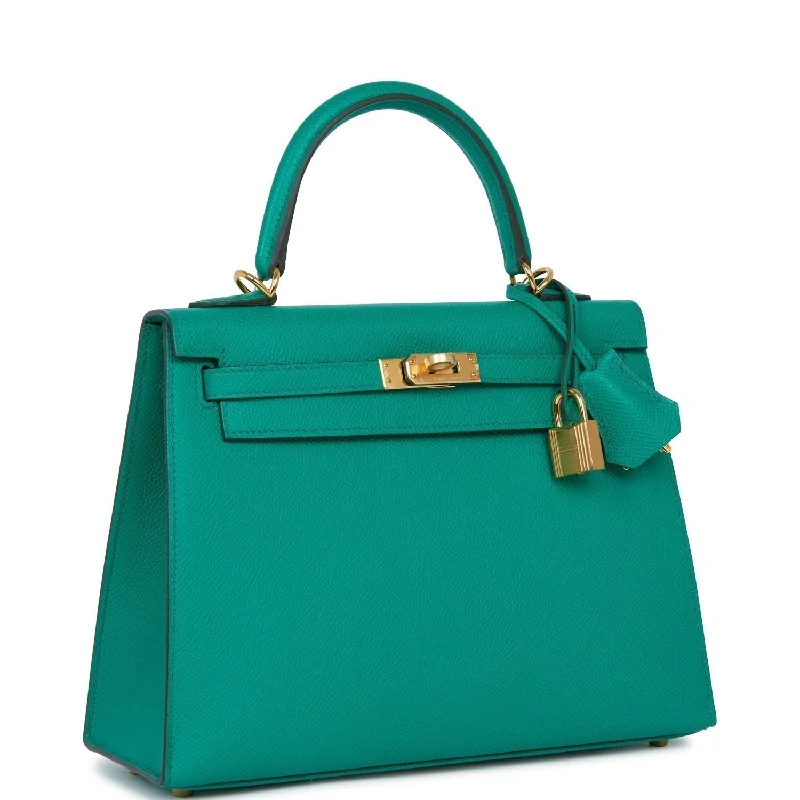 Hermès Kelly Bags with a zip - around interior pocketHermes Kelly Sellier 25 Vert Jade Epsom Gold Hardware