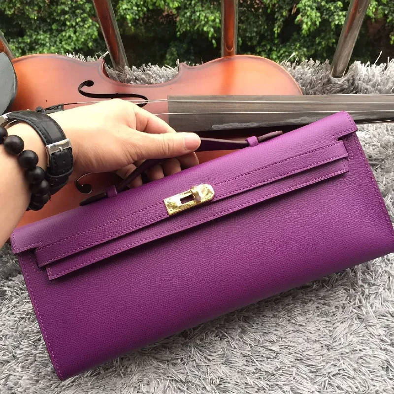 Hermès Kelly Bags with a quilted leather exterior for a luxurious feelHermes Purple Handcrafted Kelly Cut Clutch